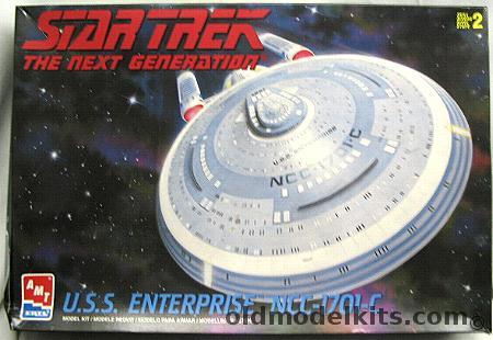 AMT 1/400 Star Trek The Next Generation USS Enterprise NCC-1701-C, 8001 plastic model kit